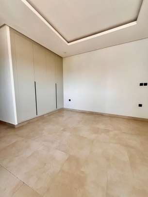 Appartement à louer à mermoz au 3e etage image 10