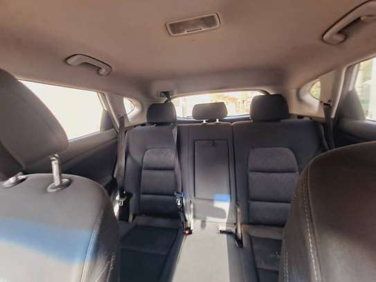 Hyundai Tucson image 6