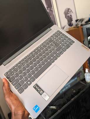 Lenovo i3 13th gen / ram 8gb ddr5/ 256gb image 6