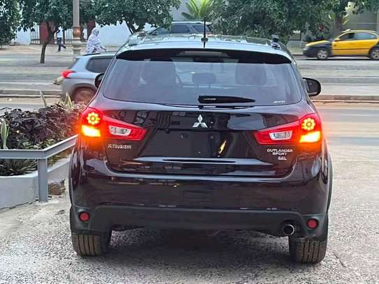 Mitsubishi image 4