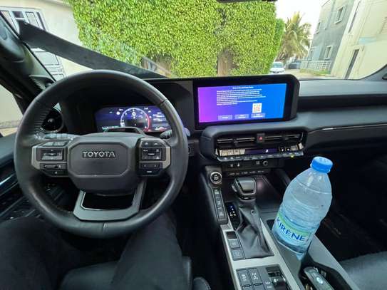 Toyota Prado 2025 image 4