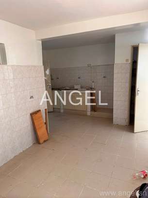 Ref_1843_GL Villa  à louer à Amitié 2 image 8