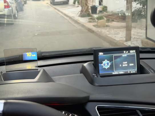 Peugeot 3008 diesel image 11