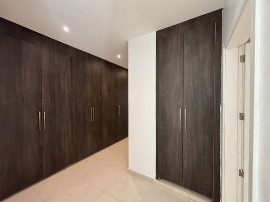 APPARTEMENT 300 M2 HAUT PLATEAU image 11