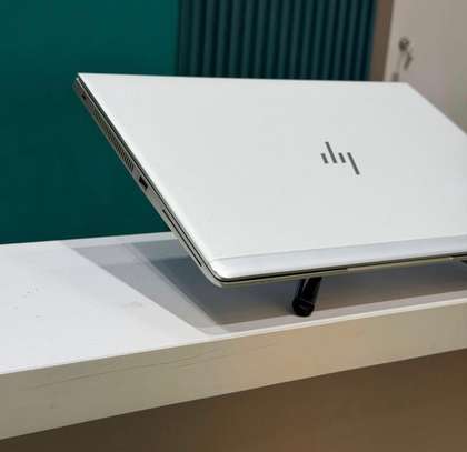 HP Elitebook 840 G6 cor i5 de 8th Génération image 5