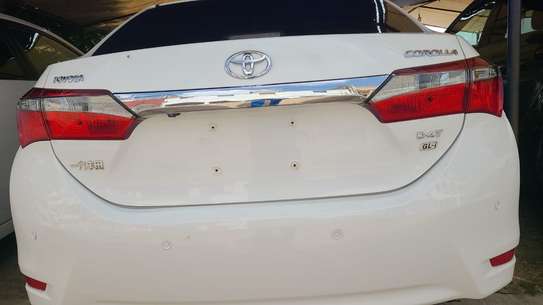 TOYOTA COROLA 2018 image 3