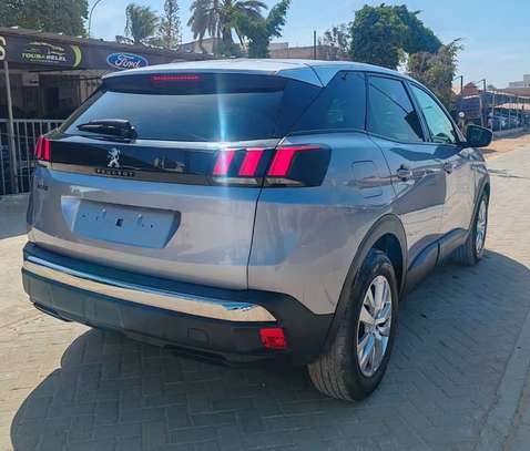 Peugeot 3008 SUV 2017 métallisé polyvalent image 5
