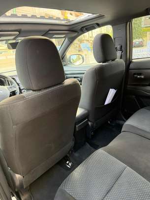 Mitsubishi outlander 2018 image 5