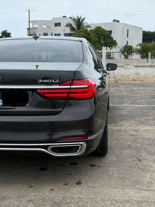 Bmw 740 Li image 3