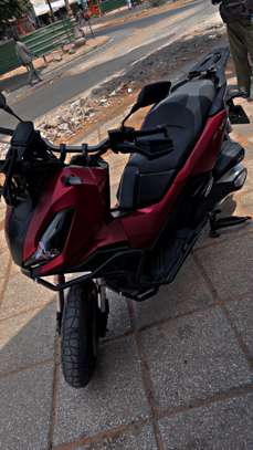 Honda adv image 3