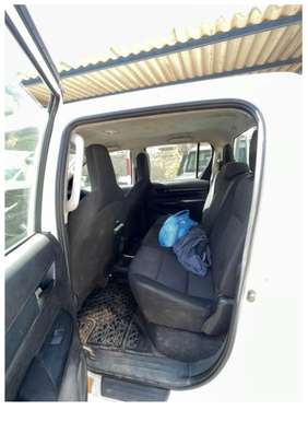 TOYOTA HILUX COMFORT 3,0L BVM image 6