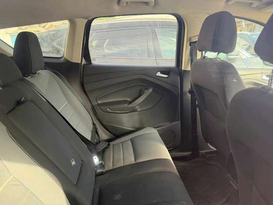 Ford Escape image 6