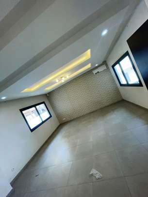 APPARTEMENT F3 À LOUER À LA CITÉ KEUR GORGUI image 5