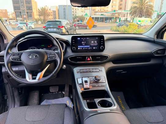 Hyundai Santafe image 3