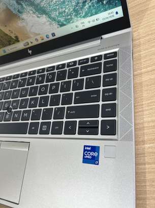 HP EliteBook 840 G8 - I7 11e | 16GB RAM | 256 - Tactile image 4