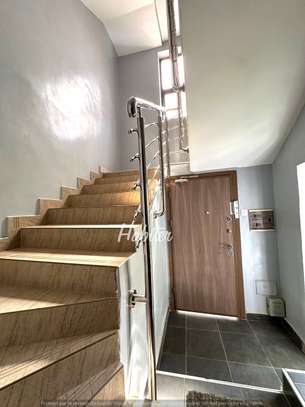Appartement à louer à la cité BIAGUI image 7