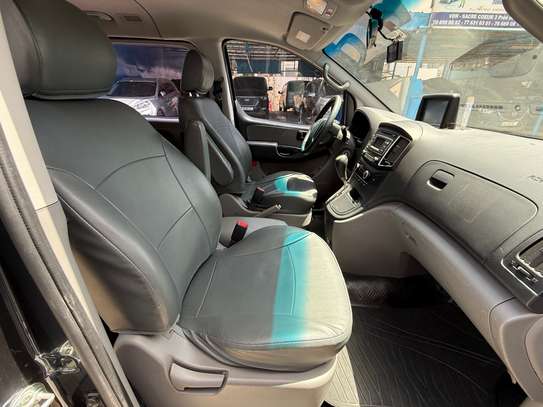 Hyundai Starex  11 places image 10