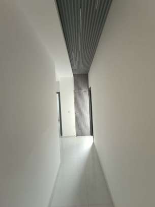 APPARTEMENT F3 0 LOUER A NGOR  ALMADIES image 6