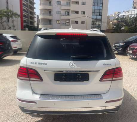 MERCEDES BENZ GLE 350D 2018 image 10