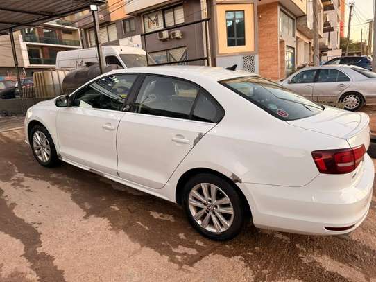 Volkswagen Jetta 2017 image 4