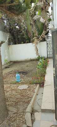 Villa à louer à Ngor-Almadies image 5