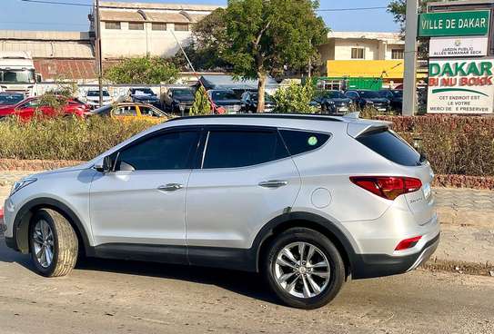 Hyundai SantaFe 2017 image 4