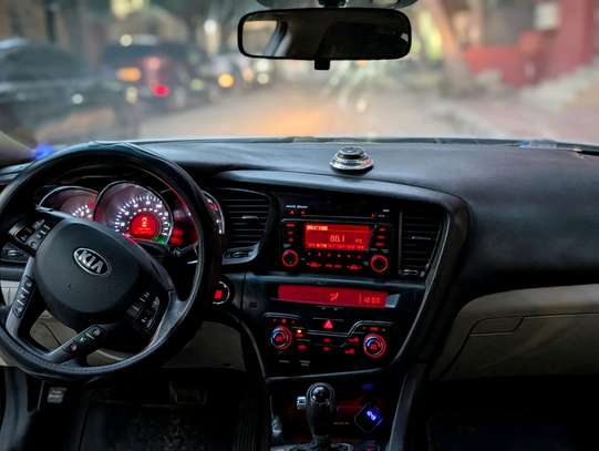 Kia optima 2012 full options image 8