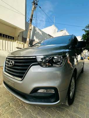 Hyundai grand starex 2018 image 24