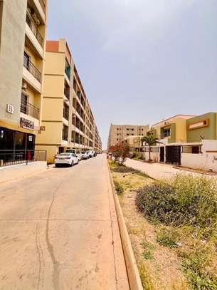Appartement F3 à Vendre à DIAMNIADIO au sein de la Cité SDC image 2