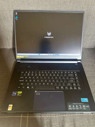 Acer Predator Triton 17 X| i9 | RTX 4090 16 Go| 32 Go| 1 To image 2