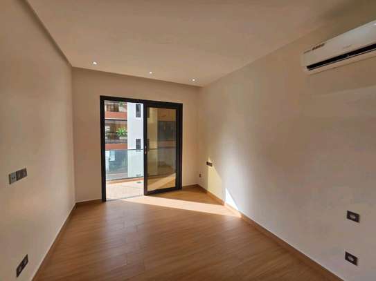 Très bel appartement F4 à Mermoz image 9