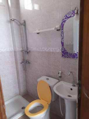 APPARTEMENT MEUBLÉ À LOUER image 7