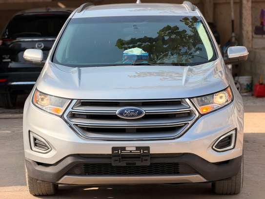 Ford Edge image 2