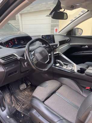 Peugeot 3008 2021 image 2