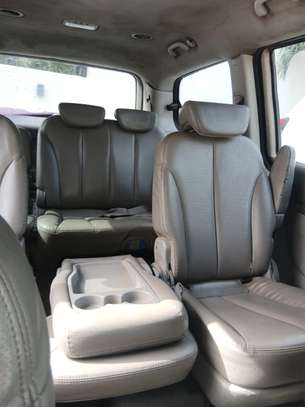 Kia carnival à louer avec chauffeur image 6