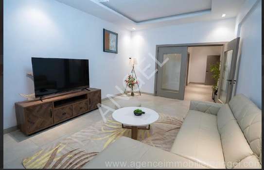 Ref_3418_GL Appartement  meublé à louer au point E image 2