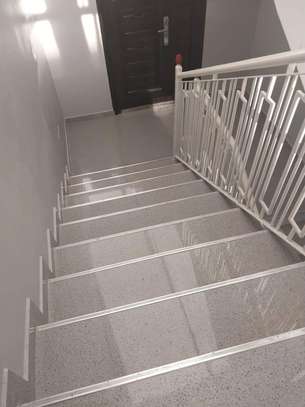 Immeuble a vendre aux Mamelles image 5