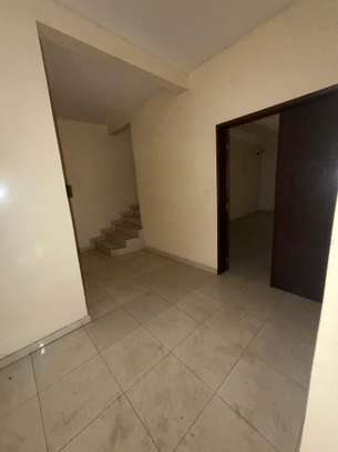 VILLA R+1 A LOUER image 2