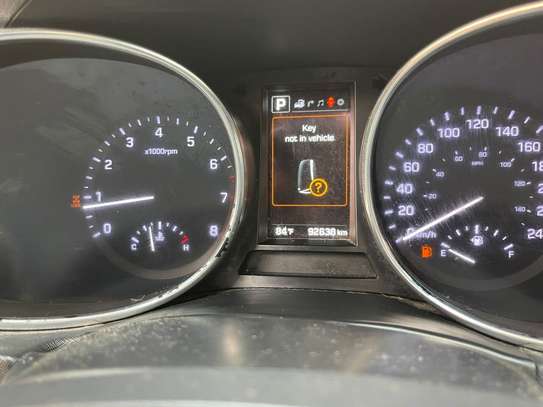 Kia Rondo 2012 image 2