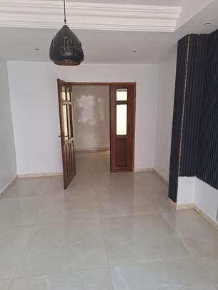 Appartement à louer habitation ou bureau cite keur gorgui image 8