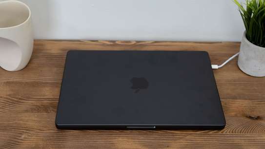 MACBOOK PRO M5 PRO 14 P 2026 image 3