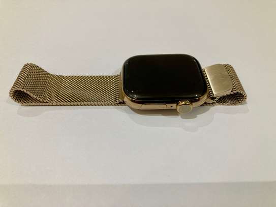 Apple Watch S11 42mm gold image 5