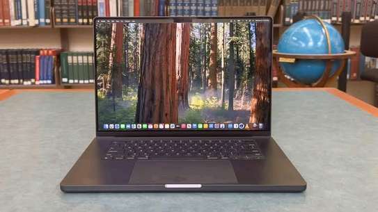 MacBook pro 16 pouces image 4