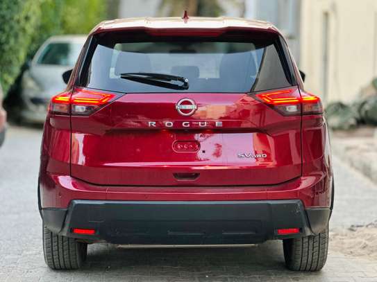NISSAN ROGUE SV AWD 2024 image 10