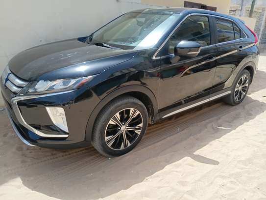 Mitsubishi Eclipse cross SE image 5