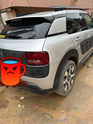 Citroen C4 CACTUS  Année 2016 image 4
