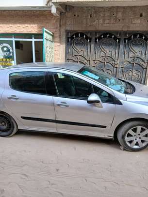 Peugeot Citroën 308 image 3