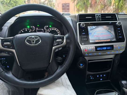 TOYOTA PRADO SERIE:TX ANNÉE 2018 image 3