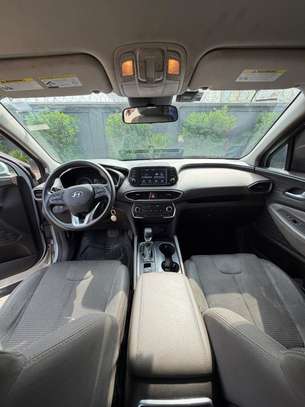 Hyundai Santafe 2020 image 7