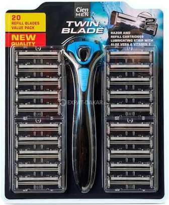 Ferrum rasoir flexible + 21 lames pour rasage précis image 3